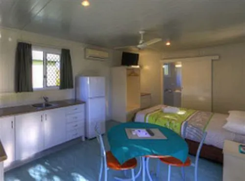 Queens Beach Tourist Village Bowen Australia