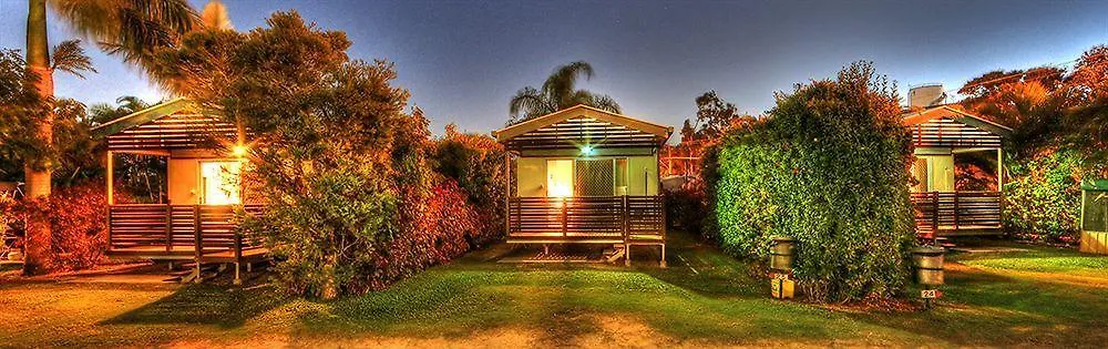 Queens Beach Tourist Village Bowen Resort